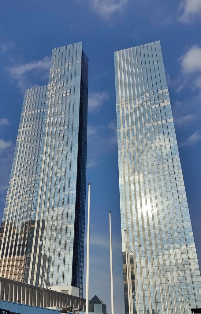 Capital Towers от CAPITAL GROUP Capital Towers от CAPITAL GROUP